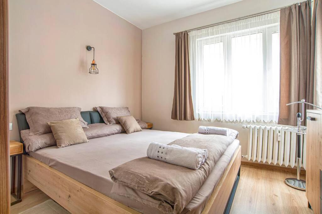 Elegant & Stylish 2 Bedroom Top Central Apartment Sofia Eksteriør billede